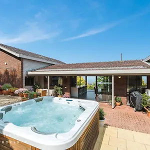 Panoramic View With Spas Hobart