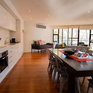 Large Executive 3 Bedroom Yarralumla